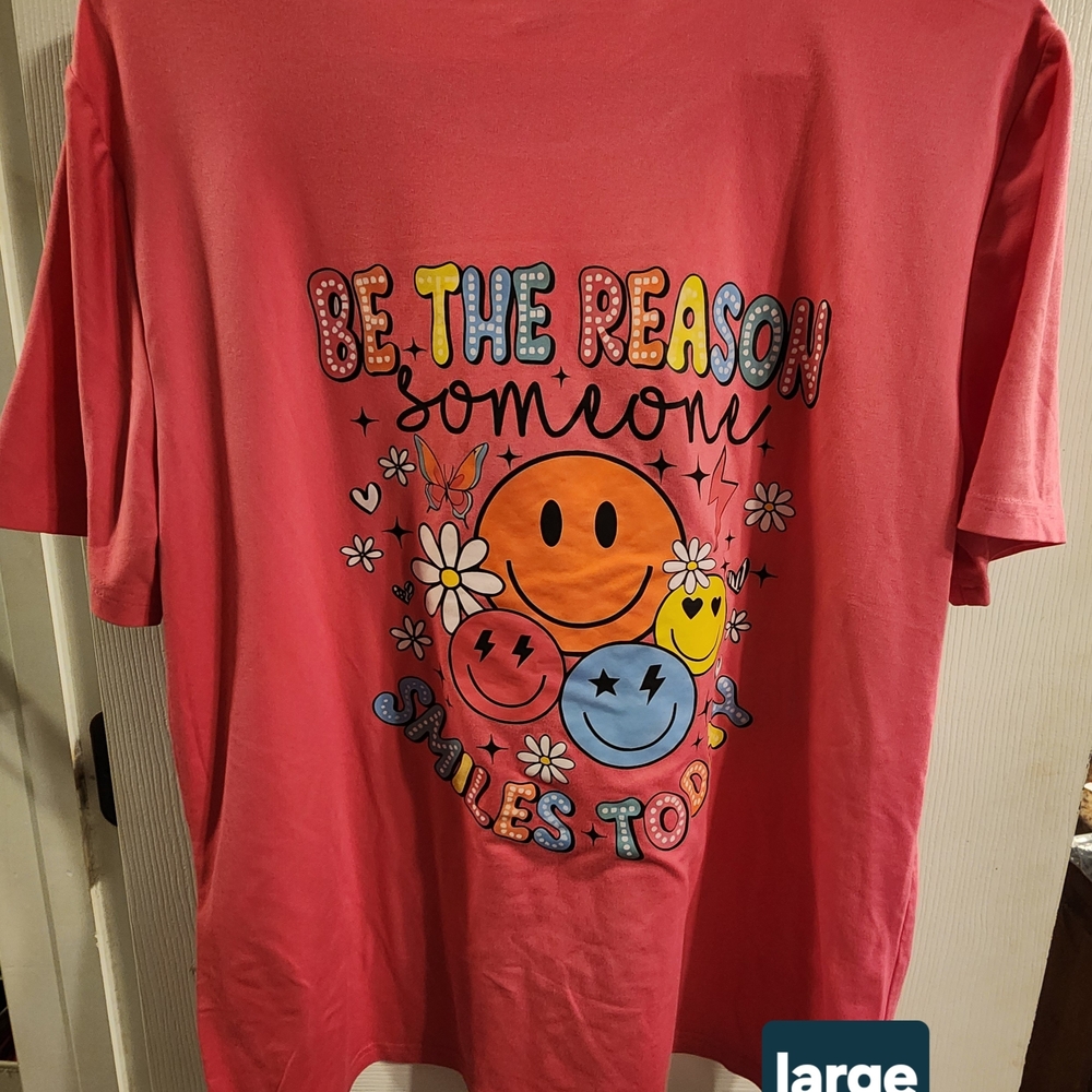 Women's Pink T-shirt Large